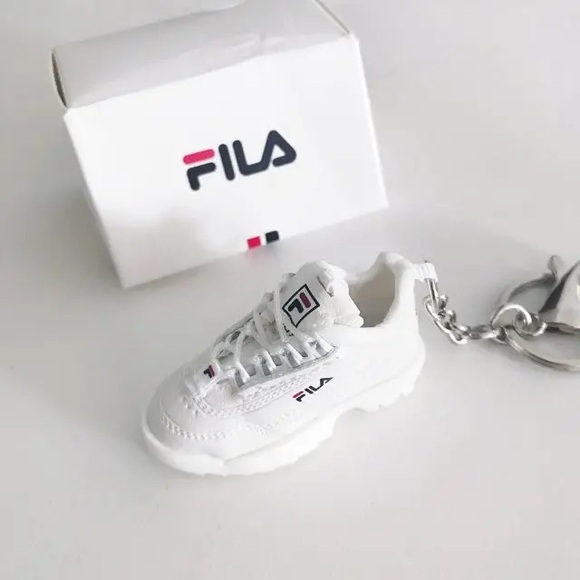FILA Shoe KeyChain with Shoe Box Collectible - Picture 3 of 11